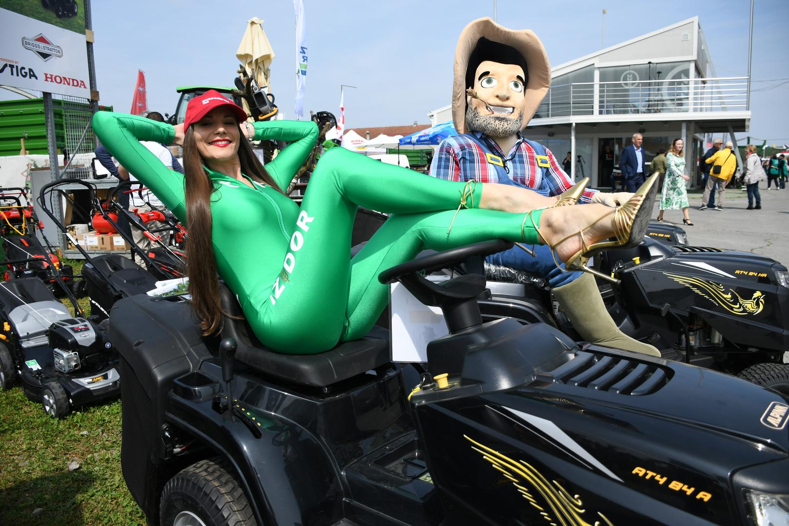 Na sajamskom prostoru u Gudovcu prvi put se održava četverodnevna manifestacija, a riječ je 25. izdanju Proljetnog međunarodnog bjelovarskog sajma. Prvog dana najveća atrakcija su Izidora i Izidor, zaštitnici ratara, koji su plijenili poglede gdje god su se pojavili.