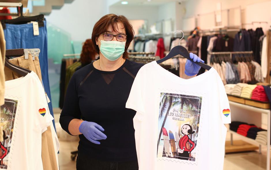 Otvaranjem trgovina centar grada se polako vraća u normalu