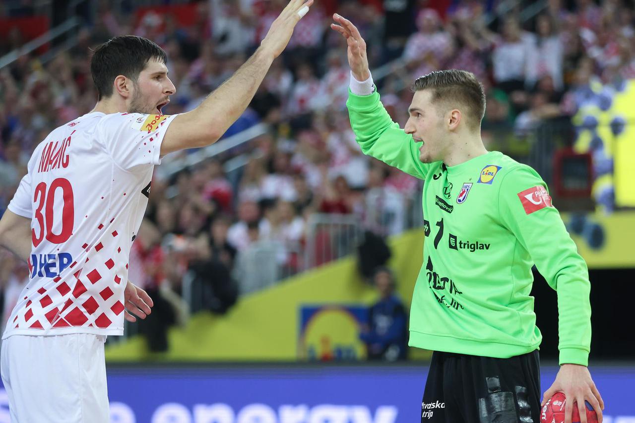 IHF Svjetsko rukometno prvenstvo 2025., Hrvatska - Island