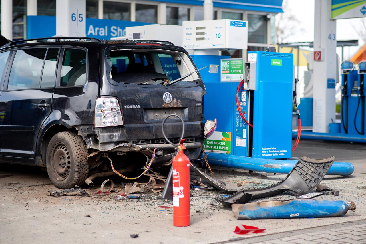Njema?ka: Eksplodirao spremnik automobila na prirodni plin