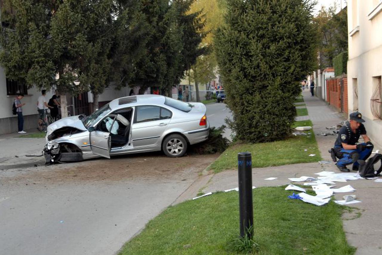 prometna nesreća,bmw,slavonski brod,policija (1)