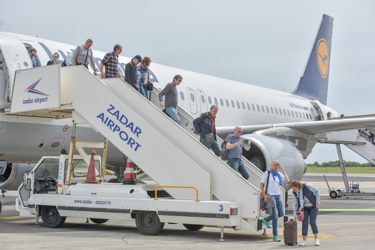 U zračnu luku Zadar svečano sletio prvi zrakoplov Lufthanse iz Frankfurta