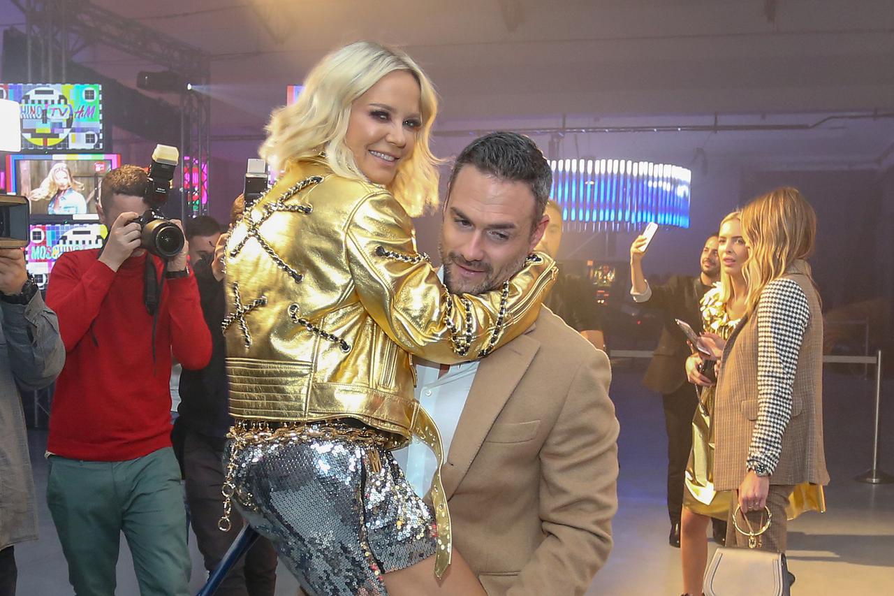 Zagreb: Maja Šuput plijenila pažnju svjetlucavim Moschino outfitom na štakama