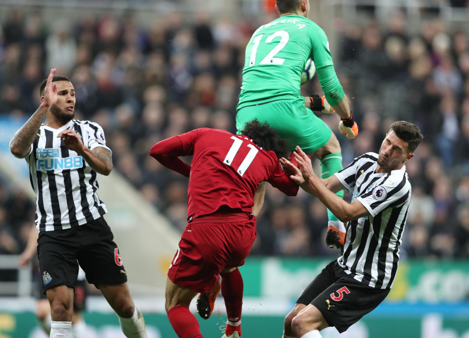 Liverpool je sinoć u dramatičnoj utakmici svladao Newcastle (3:2) i ostao u borbi za naslov