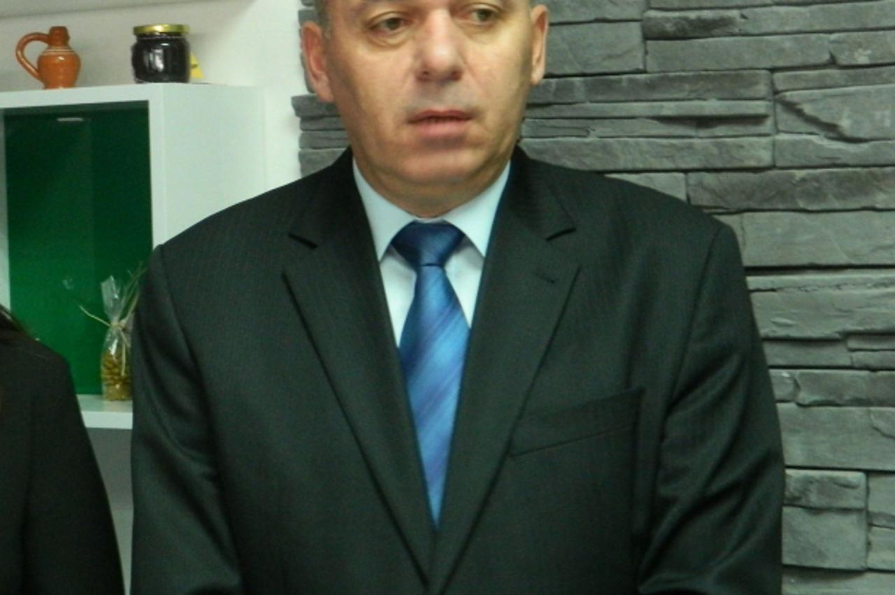 kolić