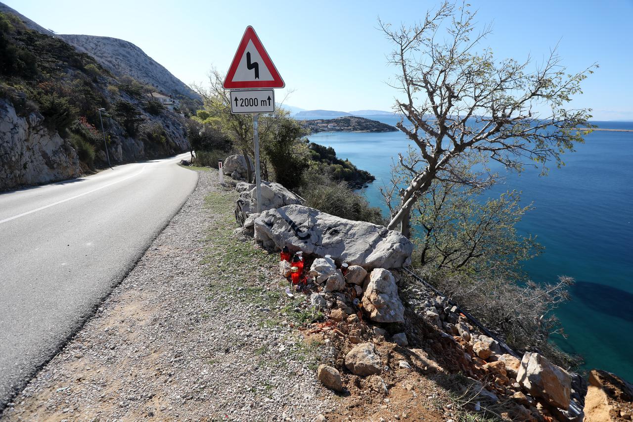 Mjesto prometne nesreće kod Stare Baške u kojoj su poginule dvije osobe