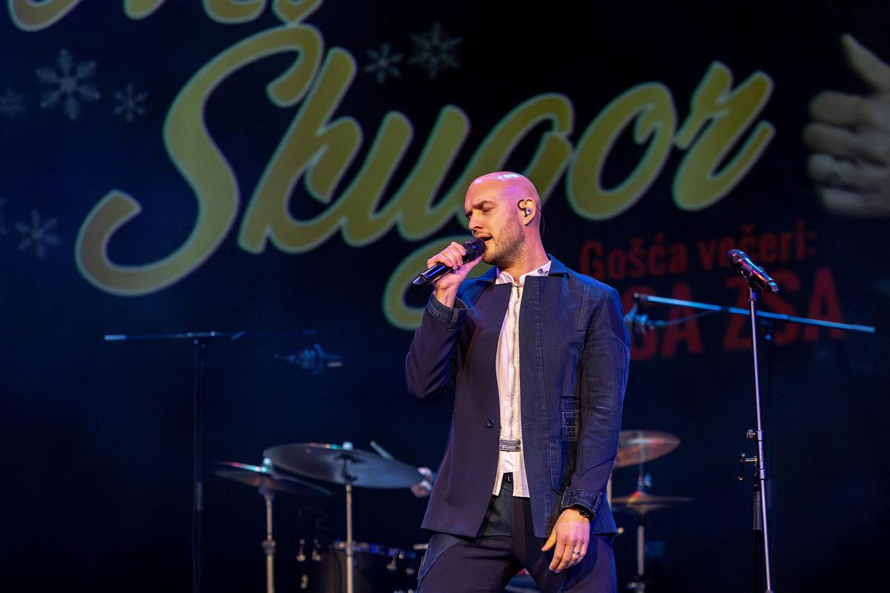 Pula: Marko Škugor i Zsa Zsa na humanitarnom gala koncertu ,,Božić u INK''