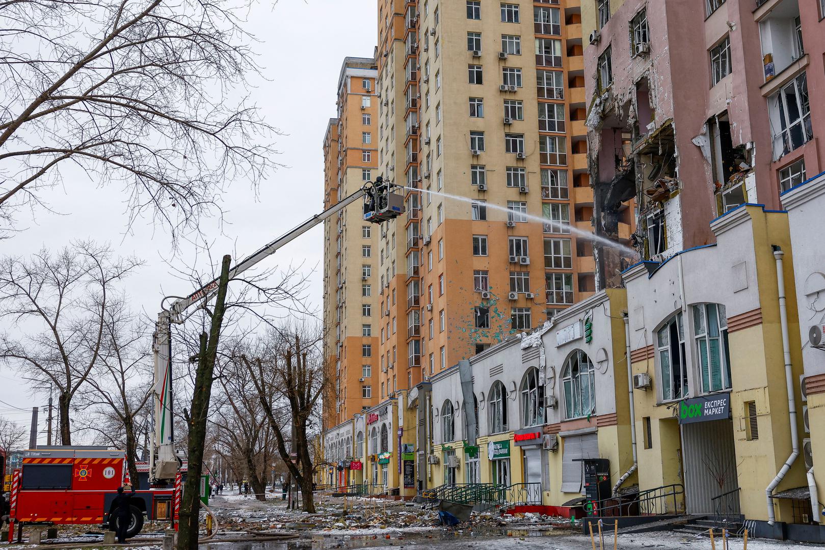 U četvrtak navečer Rusija je pogodila ukrajinsku energetsku infrastrukturu i pojačala napade na južnu regiju Odesu, gdje se nalaze glavne ukrajinske morske luke. Usred nastavka žestokih borbi, teritorij ostaje glavna diplomatska zapreka