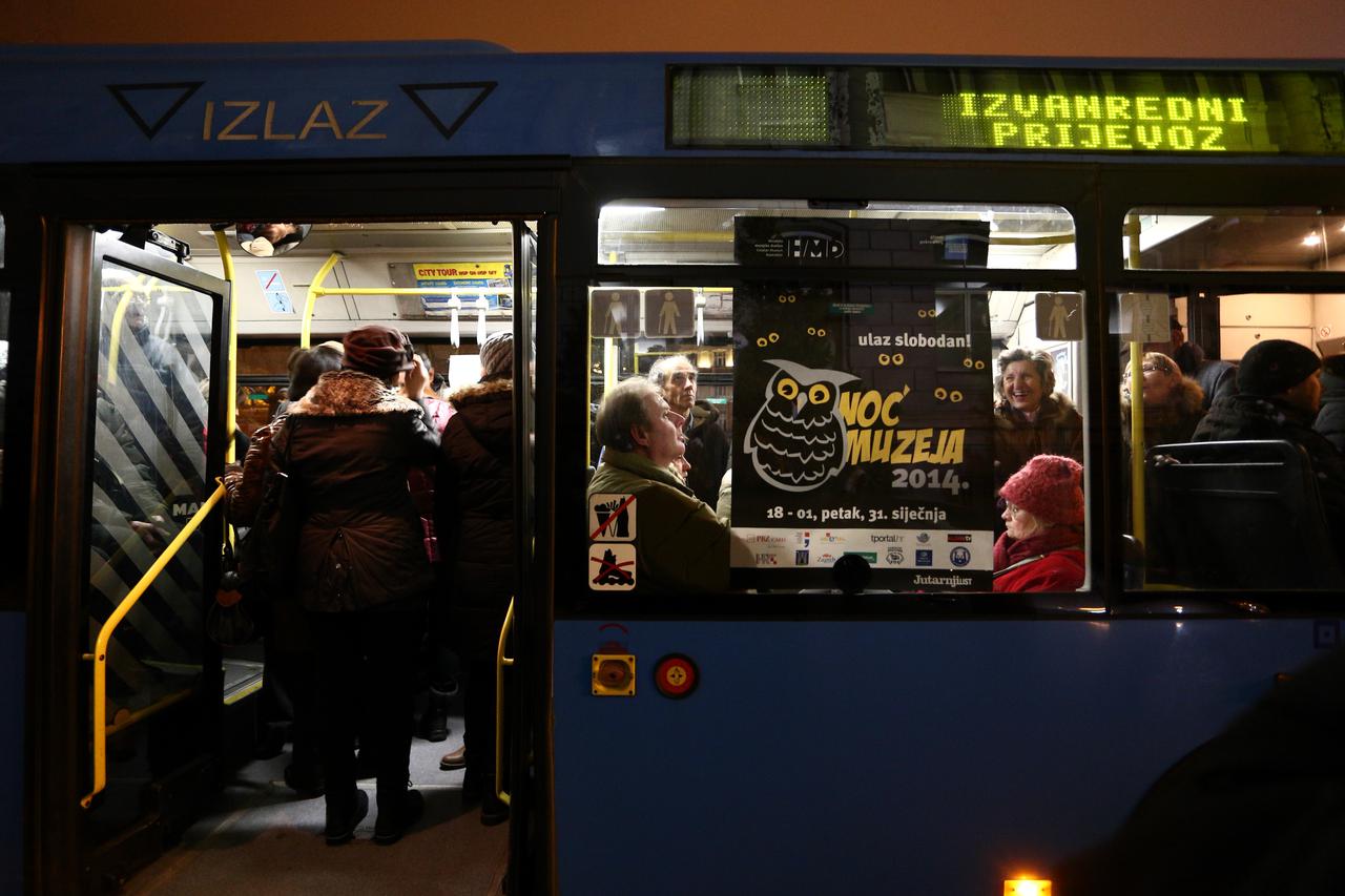 Zagreb: ZET organizirao izvanredni prijevoz za posjetitelje brojnih muzeja u Noći muzeja