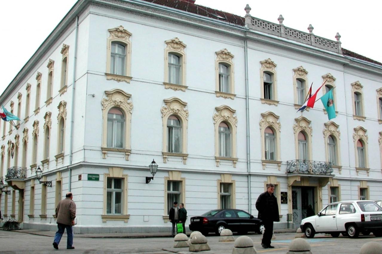 'za pokkar-karlovac-070201 za marinu gradski magistrat snimio danko fajt,tekst franicc'