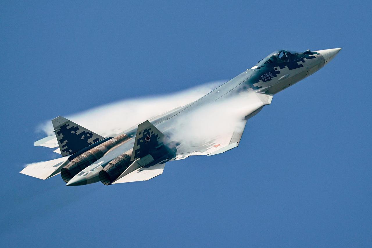 (FOCUS)CHINA-GUANGDONG-ZHUHAI-AIRSHOW (CN)