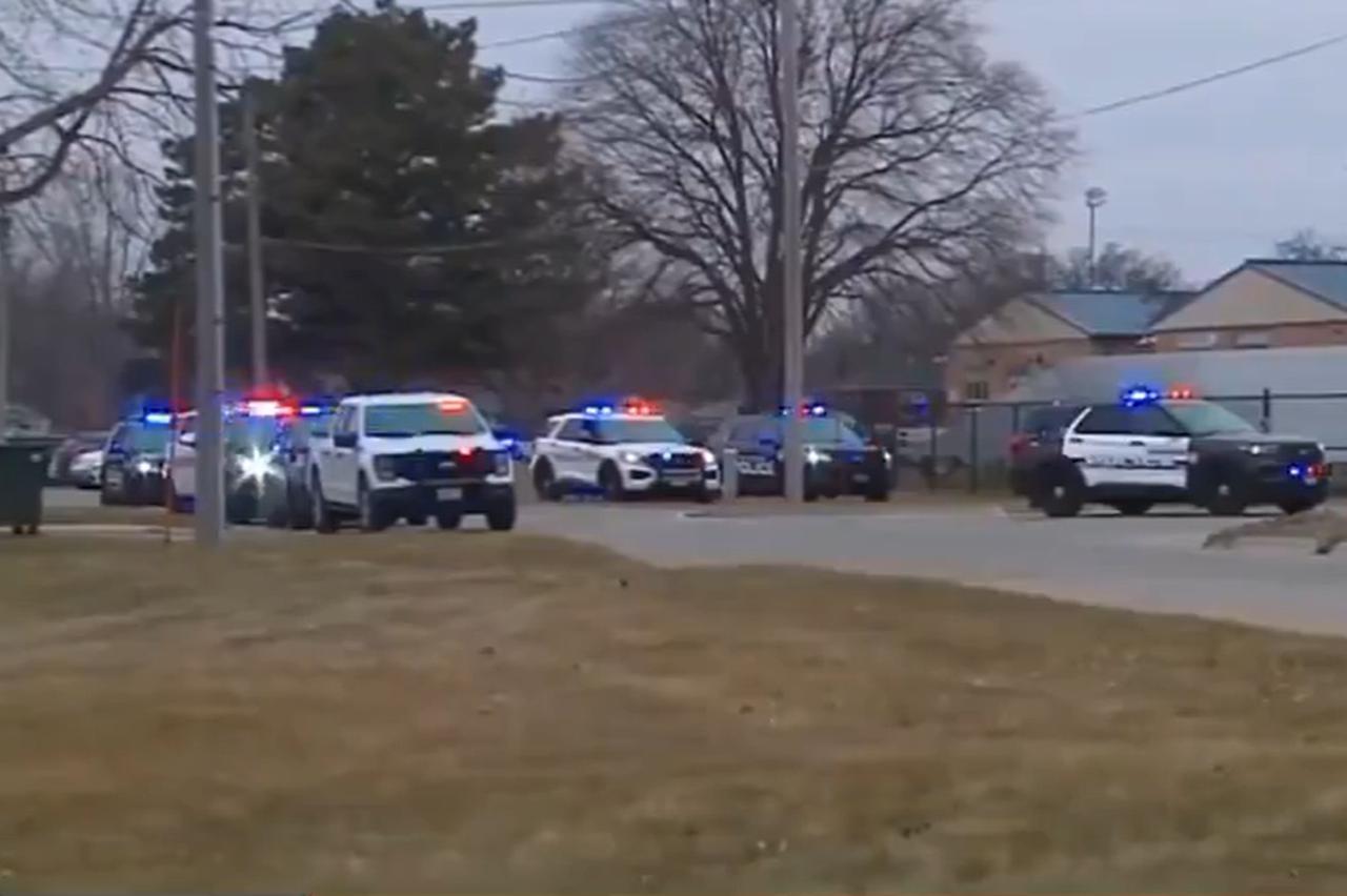 Pucnjava u srednjoj školi u Americi