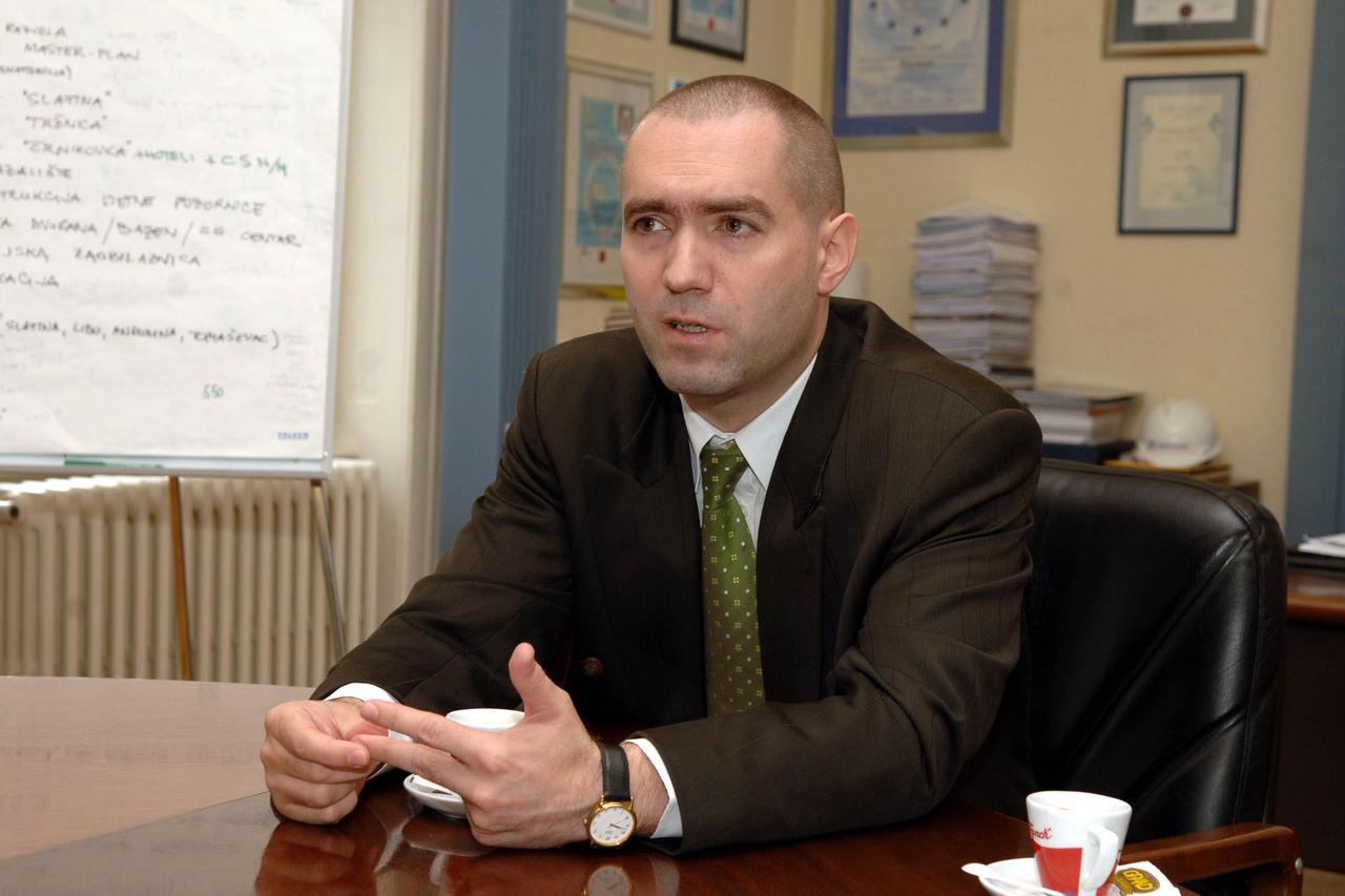 Amir Muzur