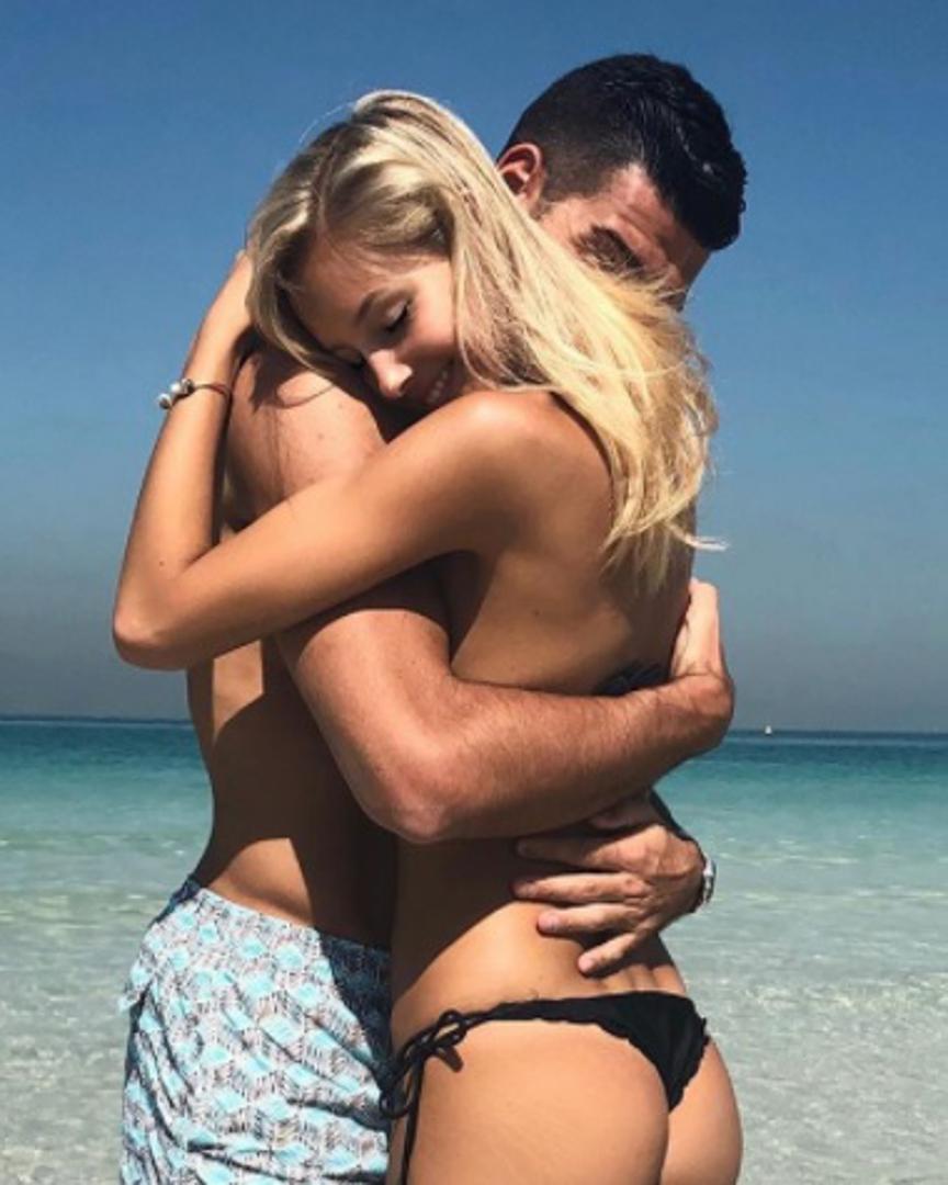 Talijanski nogometni reprezentativac Graziano Pellè već je pet i pol godina u vezi s Viktorijom Vargom