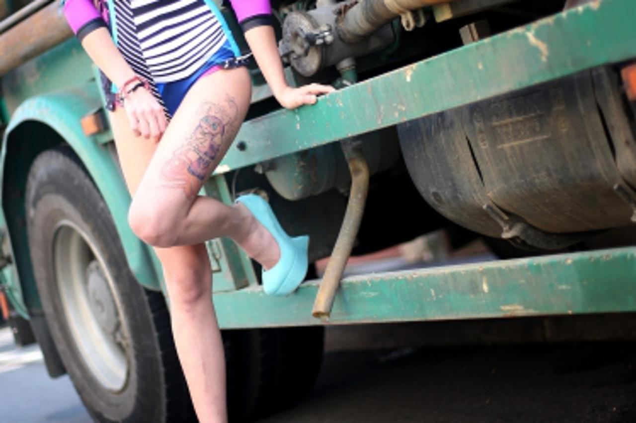 '06.06.2013., Zagreb - Ella Dvornik u kupacem kostimu dizajnera Zorana Aragovica. Photo: Slavko Midzor/PIXSELL'