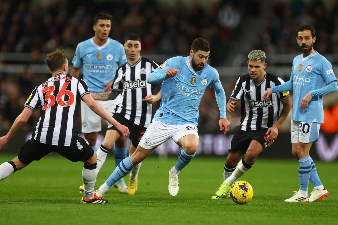 Premier League -  Fulham v Manchester City