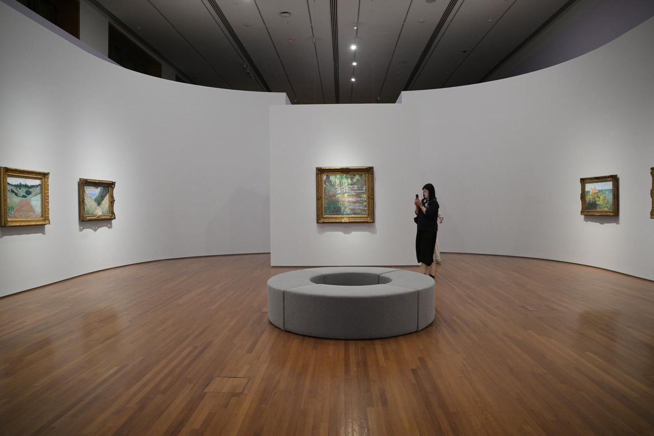 SINGAPORE-FINE ARTS-IMPRESSIONISM-EXHIBITION