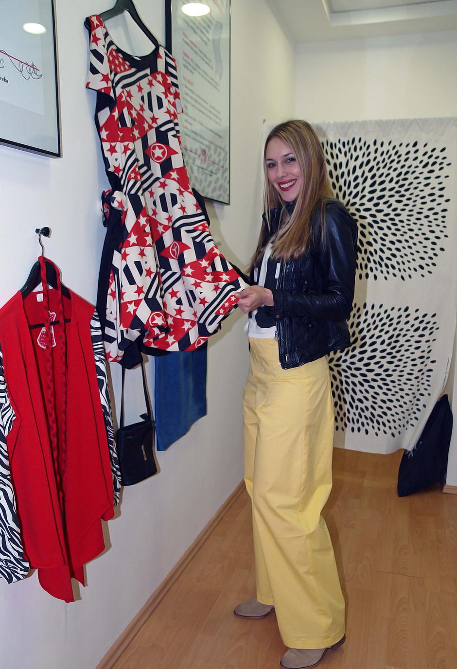 Almin modni shop u Ljubljani i revija