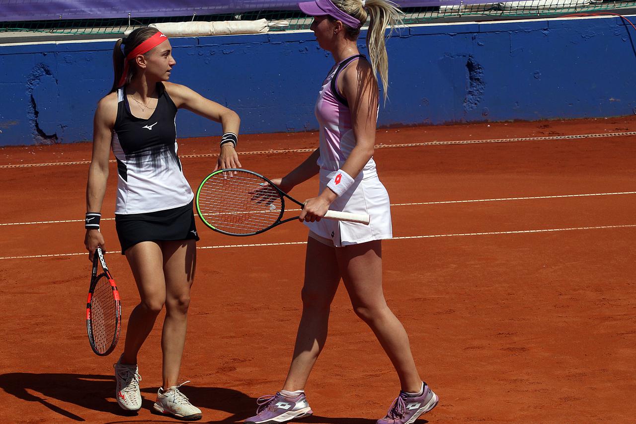 Kruni? i Stojanovi? osvojile parove na WTA turniru u Beogradu 