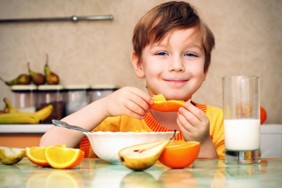 hrana, dijete, voće, doručak, zdrava hrana (1)