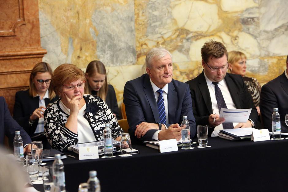 Održan peti sastanak Vlade Republike Hrvatske sa županima