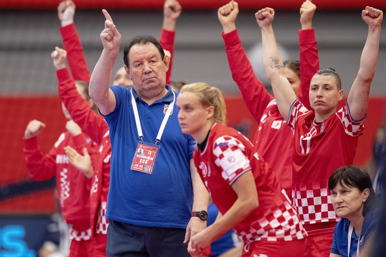 EHF Euro Women's Handball Championship - Main Round Group 2 - Croatia v Norway