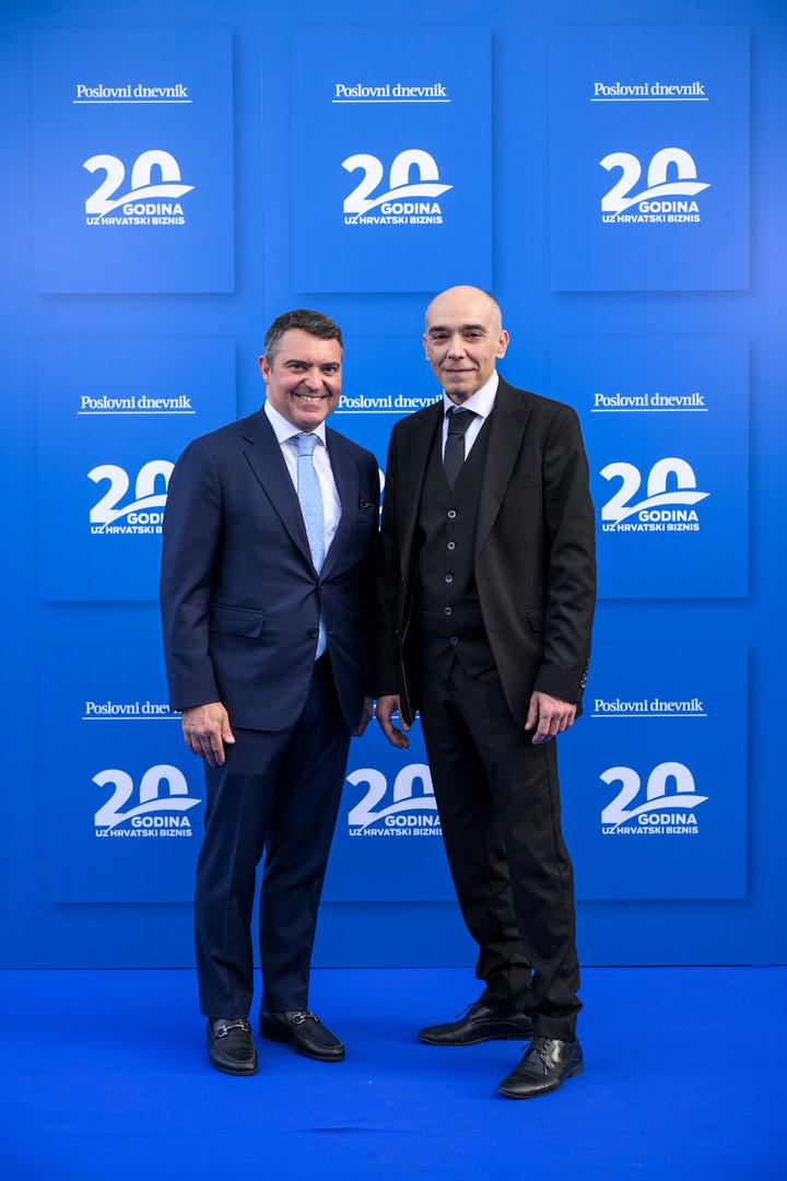 Burak Baykan (Dogus grupa), Vladimir Nišević (Poslovni dnevnik)