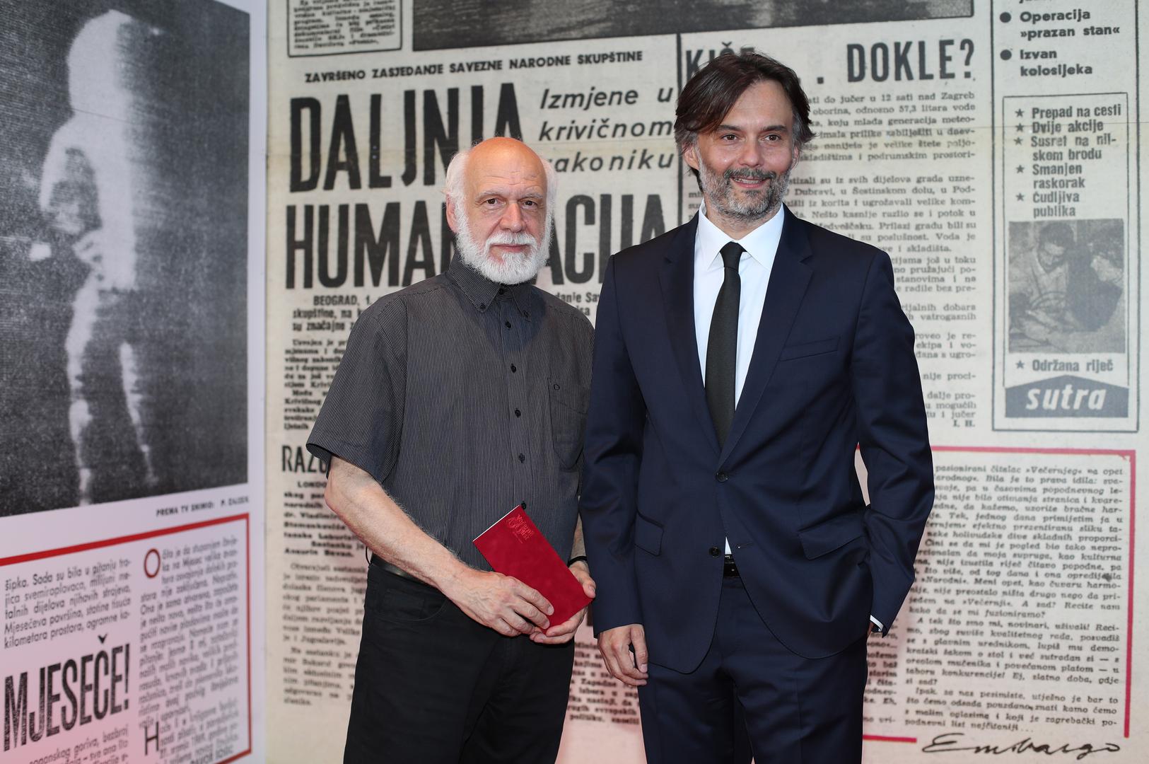 Dražen Klarić s Dimitrijem Popovićem, autorom naslovnice slavljeničkog broja Večernjaka