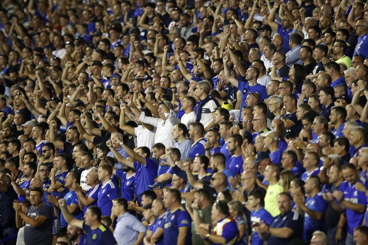 Zagreb: Navijači na utakmici prvog kola UEFA Lige prvaka Dinamo - Chelsea