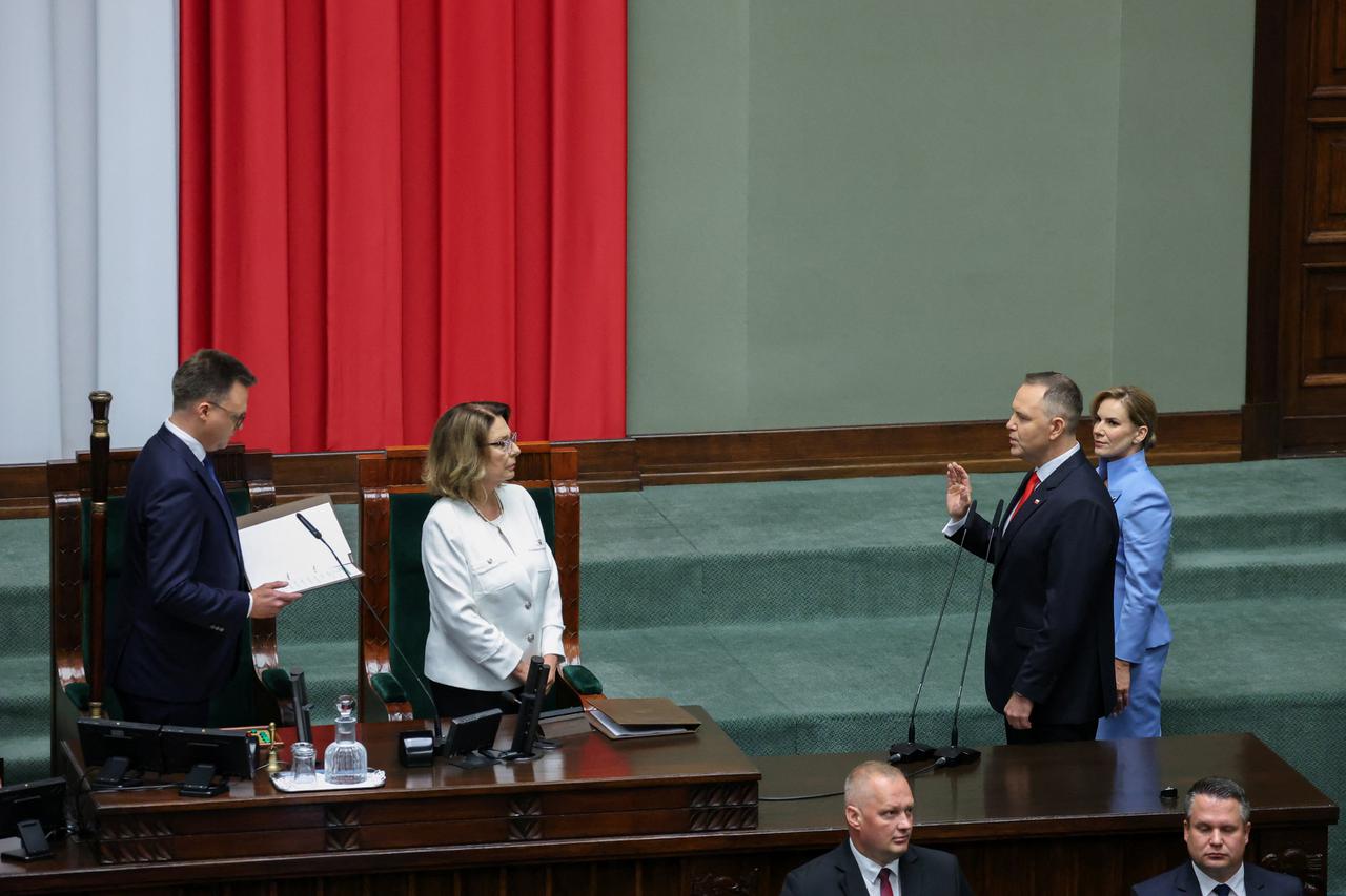 Poljska
