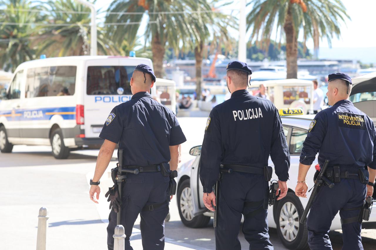 Split: Centar grada pod policijskim nadzorom zbog utakmice Hajduk - Ajax 