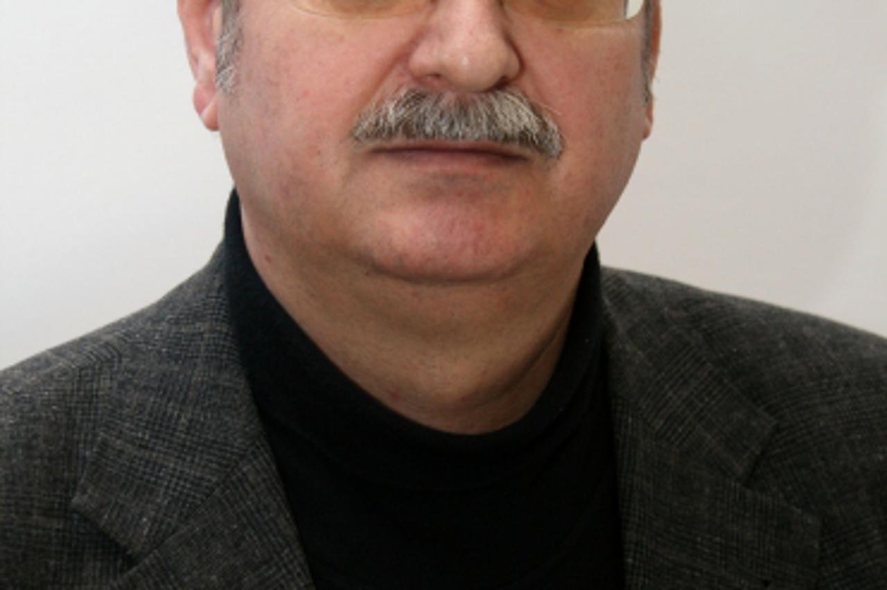 '08.02.2010.,Karlovac - Voditelj centra 112 Martin Baric Photo: Dominik Grguric/PIXSELL'