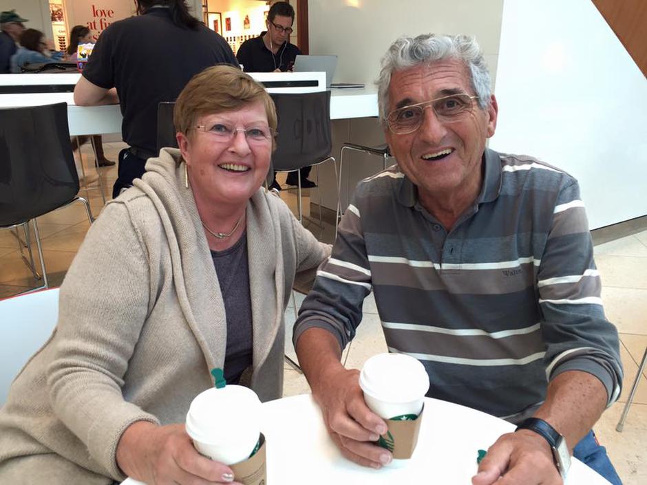 Kako internetom sresti ljubav iz mladih dana, plaćati račune, rezervirati hotel...