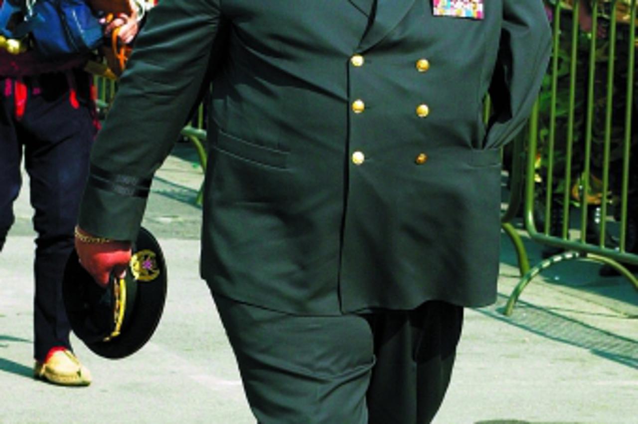 'za unu.......28.5.2000. general ivan korade snimio sinisa hancic'