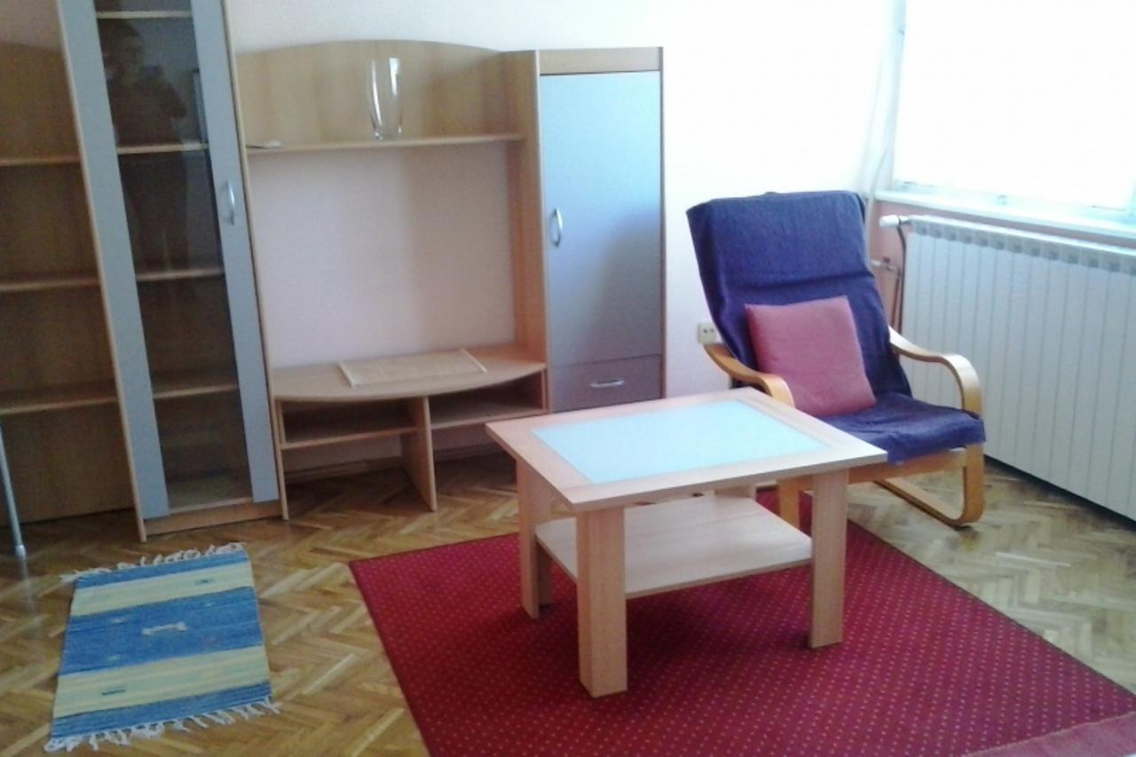 'stan_nnn_gra_081013'