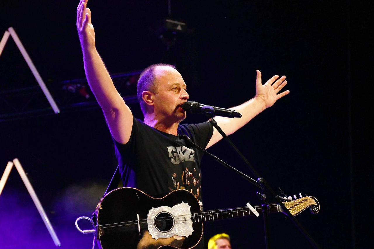 Slavonski Brod: ​​Započeo​ najve​ći​ pop i rock festival u Slavoniji ​- ​CMC 200 Slavonija fest​ ​2022.