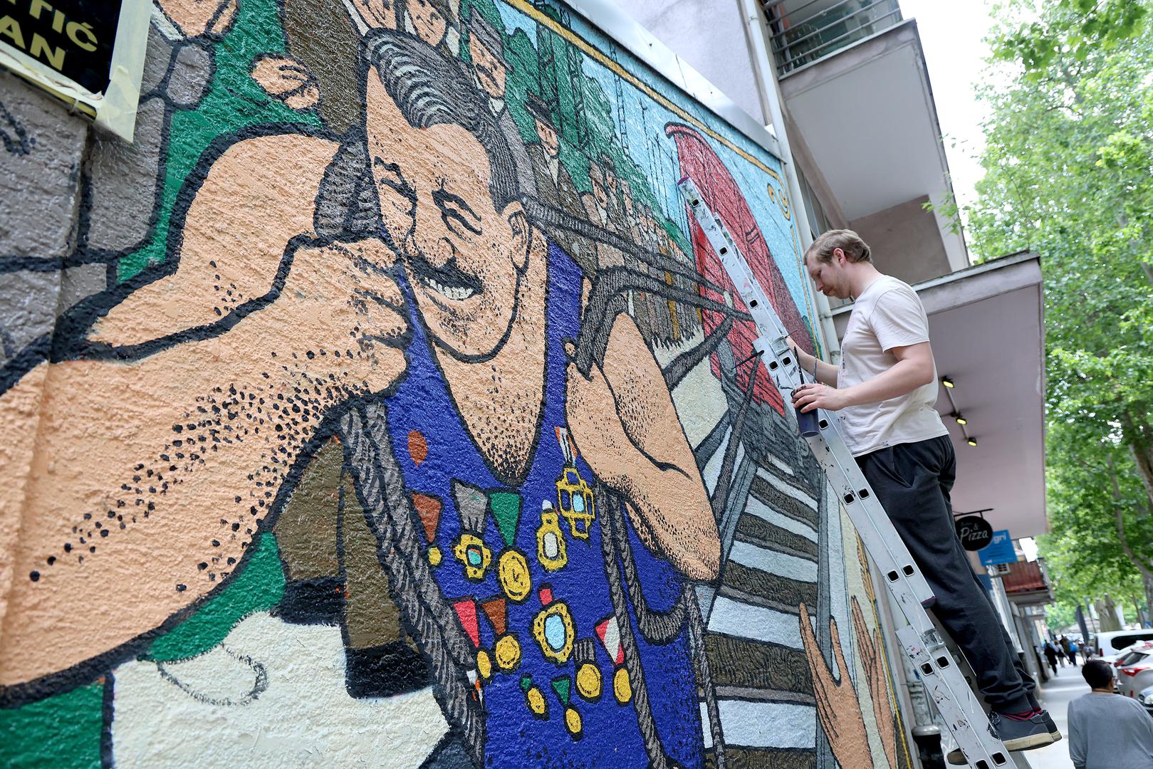 Dovršava se mural na Dječjem vrtiću Petar Pan u centru metropole, u Ulici grada Mainza, koji je posvećen Marijanu Matijeviću.