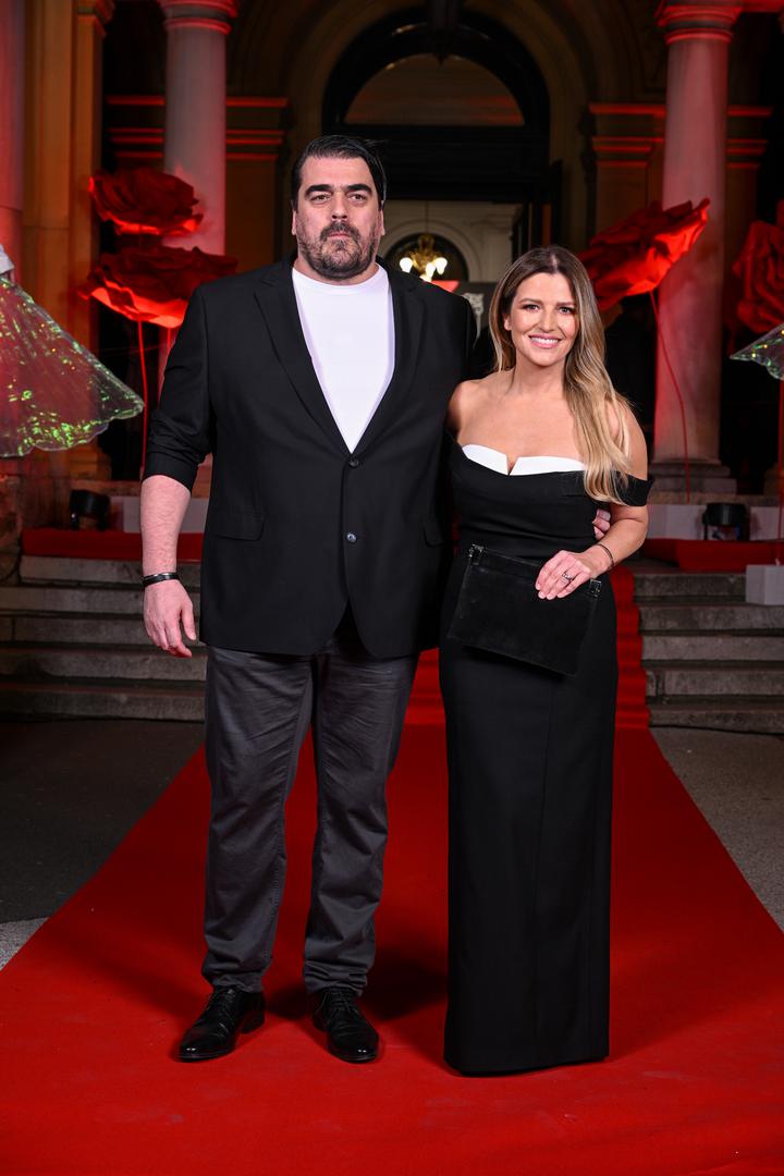 Jedna od pratiteljica joj je postavila zato pitanje uzima li možda sve popularniji Ozempic kako bi izgubila višak kilograma. 