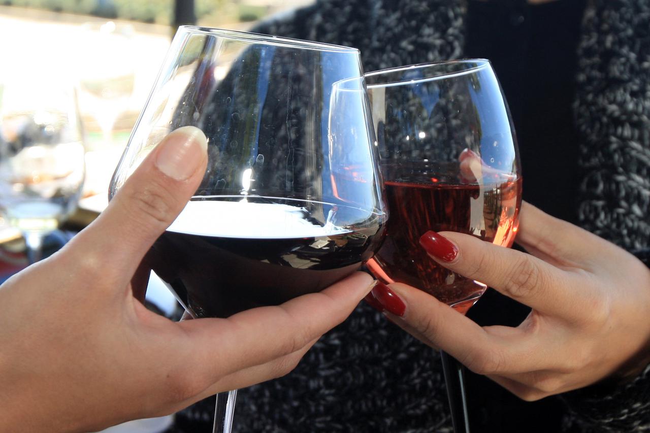 crno vino