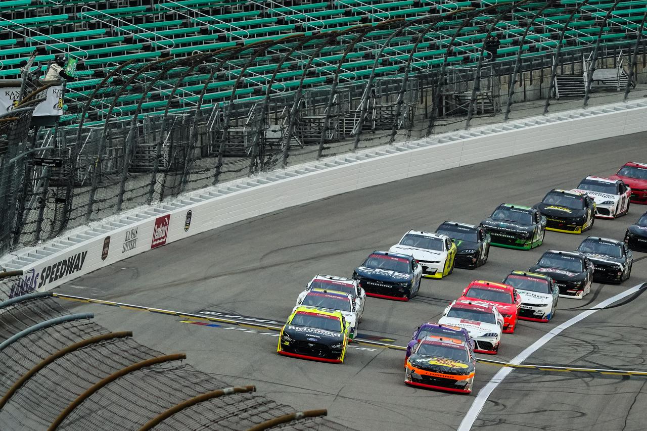 NASCAR: Kansas Lottery 300