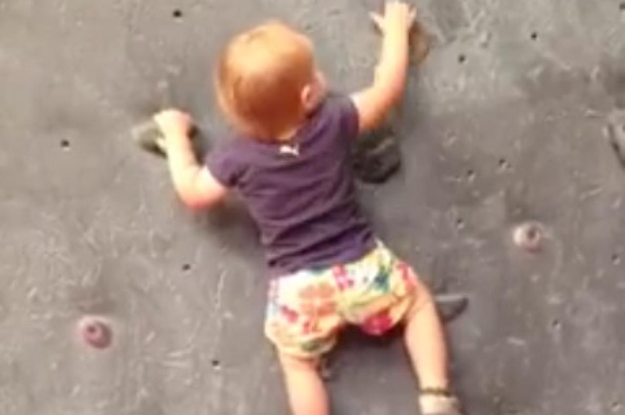 Snimka dijeteta koje se penje izazvalo burne reakcije