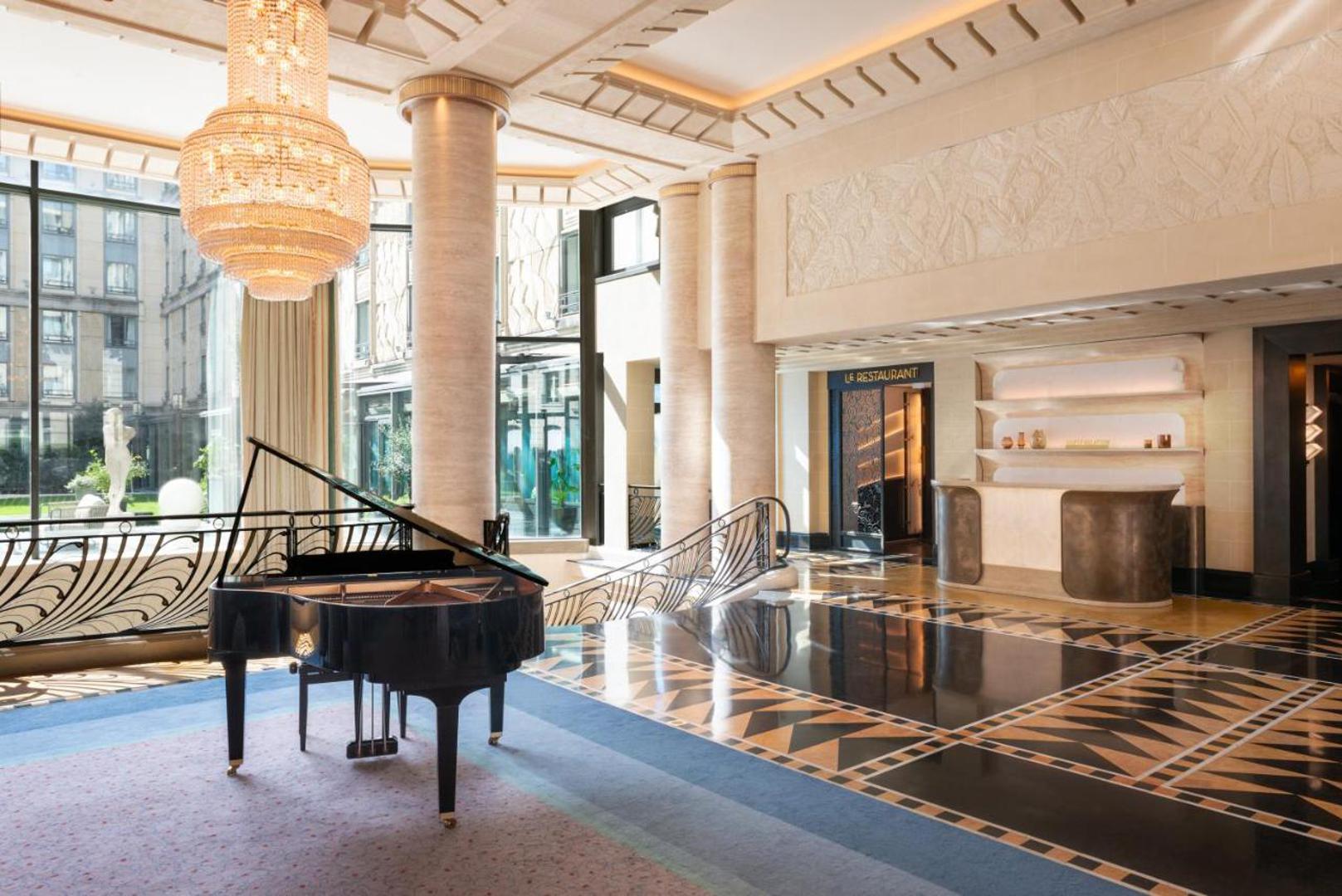 Najjeftinije noćenje na koje smo nabasali na Booking.com platformi bez popusta je iznosilo 862 eura, a gotovo sve ponude za iznos jednog noćenje prelaze cifru prosječne hrvatske neto plaće