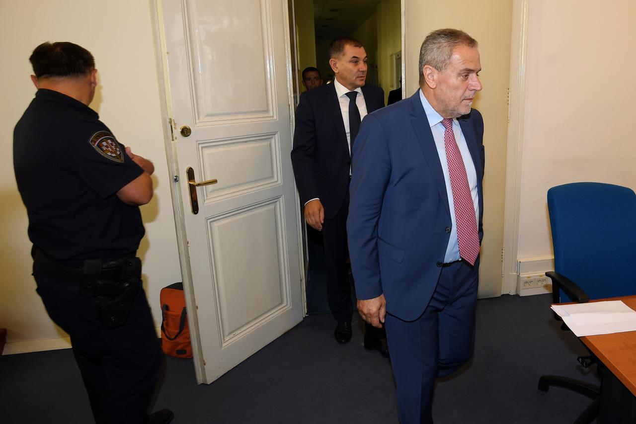 Započelo suđenje Milanu Bandiću, Ivici Lovriću i Zdenki Palac u predmetu štandovi