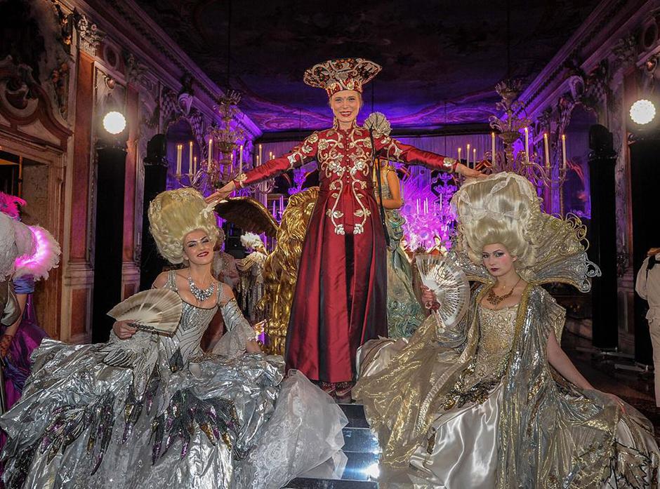 Kostimi  Antonie Sautter