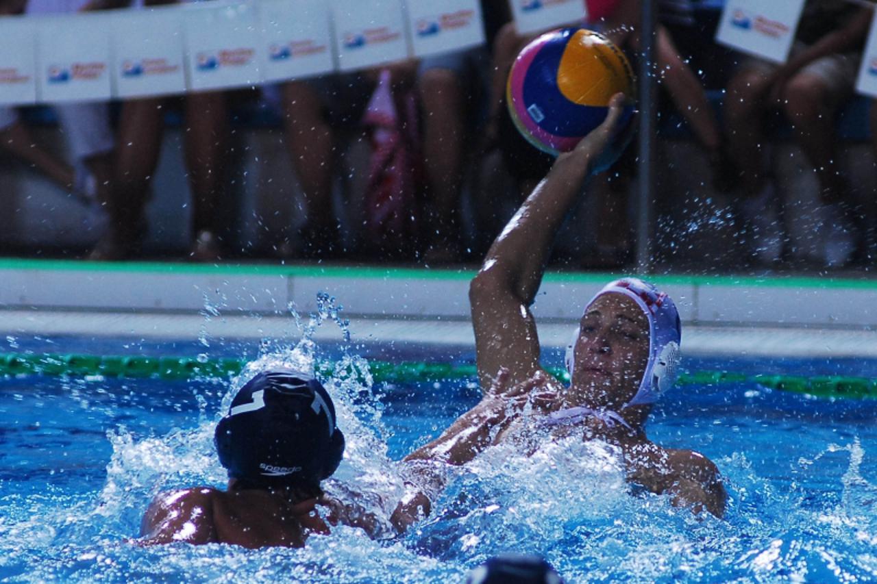 'za sport....290809.....sibenik juniorsko svjetsko prvenstvo u vaterpolu sibenik 2009 hrvatska-usa- kristijan milakovic Photo: Hrvoje Jelavic/Vecernji list'