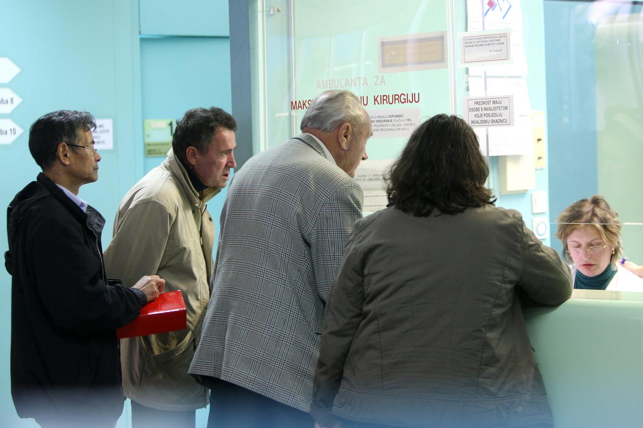 11.11.2008., Zagreb - Ilustracija na temu guzvi u bolnicama i dugog cekanja na pretrage. Klinicka bolnica Dubrava. Photo: Davor Puklavec/24sata