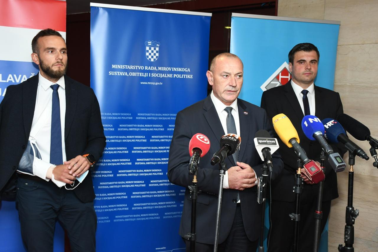 Sisak: Ministar Josip Aladrović predstavio nastavak mjera aktivnog zapošljavanja