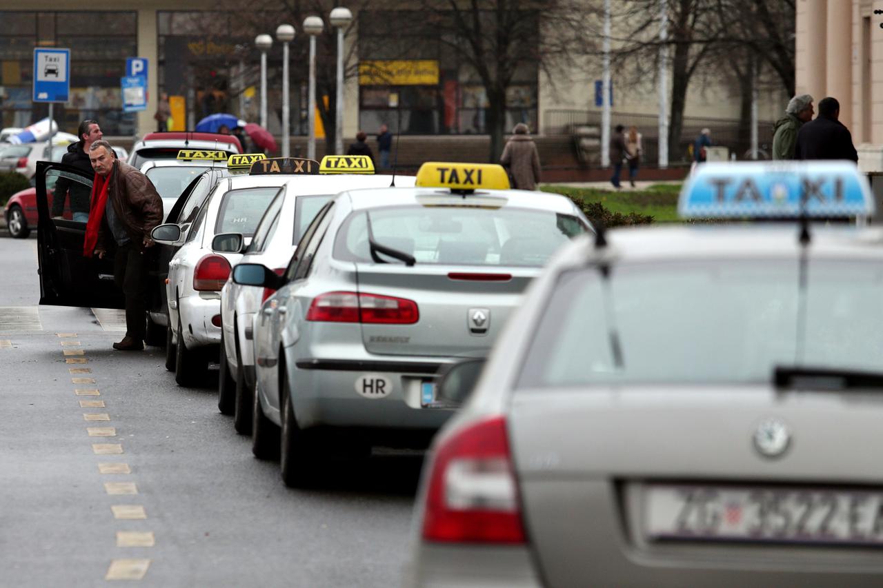 taksisti