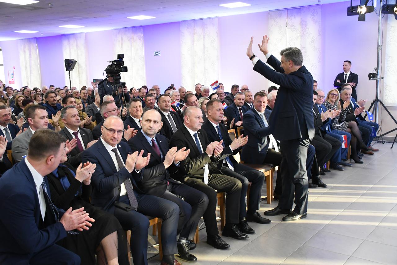 Virovitica: Premijer Andrej Plenkovi? na obilježavanju 34. obljetnice osnutka Hrvatske demokratske stranke