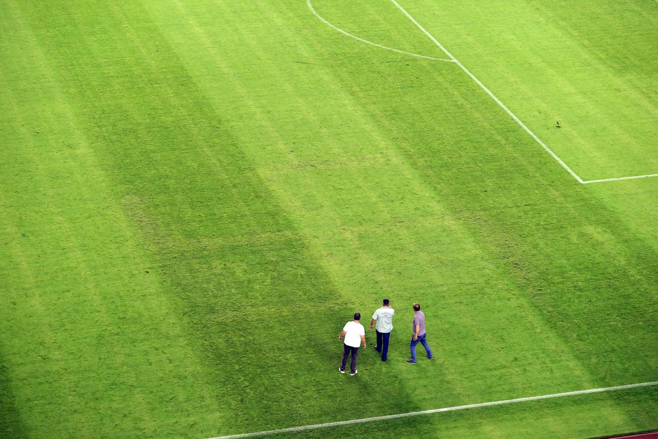 12.06.2015., stadion Poljud, Split - Kvalifikacijska utakmica za odlazak na Europsko prvenstvo koje ce se odrzati 2016. godine u Francuskoj, skupina H, 6. kolo, Hrvatska - Italija. Na travnjaku Poljuda iscrtan je kukasti kriz. Photo: Ivo Cagalj/PIXSELL